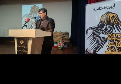  تجلیل از برگزیدگان جشنواره تئاتر ایلام/ 2 نمایش و 2 گروه خیابانی ‌راهی ‌فجر شدند - تسنیم