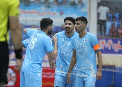  تیم انتهای جدولی با توقف همشهری روی مدار امتیازگیری