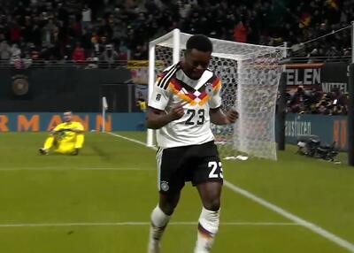  گل پنجم آلمان به اسلواکی (باکو)