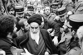  او تنها محافظ زن امام خمینی(ره) در تبعید بود!