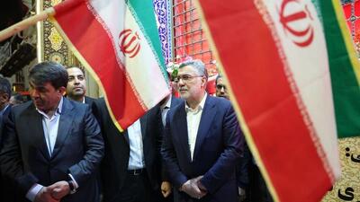  وزیر بهداشت وارد کرمان شد / ادای احترام به شهدا، نخستین برنامه سفر دو روزه ظفرقندی