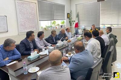  برگزاری مانور دورمیزی نقطه صفر در توزیع برق شیراز