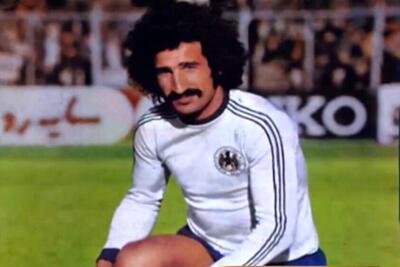  پوستر باشگاه استقلال برای سالروز جاودانگی سرطلایی