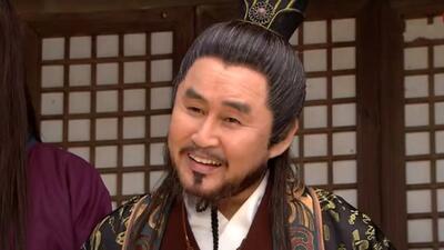  تاریخ امروز چهره‌ها |تیپ متفاوت «جومونگ و پدر سوسانو» در یک مراسم