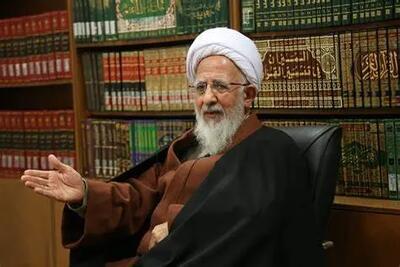  آیت الله جوادی آملی: ریشه ستمگران دیر یا زود قطع خواهد شد