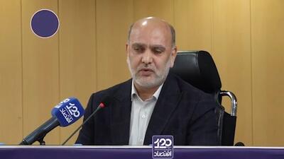  هرکس تعداد آگهی زیادی در دیوار و شیپور بگذارد، باید جواز کسب ارائه کند