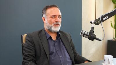  ویدیو/ نورانی‌نژاد، فعال سیاسی: دولت آنقدر غرق وفاق شده که فاقد سیاست شده/ برای اینکه اعتماد طرف مقابل را جلب کنند، دارند در حوزه سیاست و گفتمان نزدیک به هیچ می‌شوند