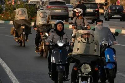  آیا موتورسیکلت‌های برقی راه‌حل آلودگی هوا هستند یا منبع آلودگی پنهان؟