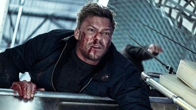  با انتشار عکسی خونین از آلن ریچسون، خبر اتمام فیلم‌برداری فصل ۴ سریال Reacher تایید شد - گیمفا