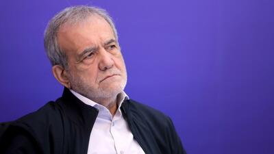  پزشکیان: جلوگیری از افزایش پرداختی مردم در درمان، خط قرمز ماست
