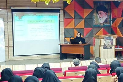  تأکید بر ضرورت آموزش مکاتبات اداری به دانشجویان
