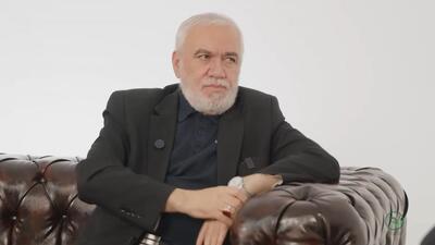  ماجرای پرتاب قندان توسط مجتبی جباری به سمت فتح الله زاده