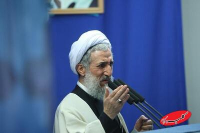  ببینید | تصاویر تازه از حال و هوای کاظم صدیقی در مراسم تشییع فرزندش - کلبه سرگرمی