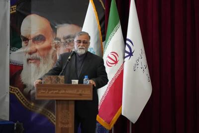  هر نویسنده «رزمنده‌ای» در جبهه حقیقت است