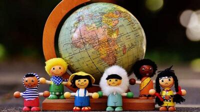  میگنا - در آستانه روز جهانی کودک ایستاده‌ایم