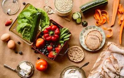  کدام غذاها خطر سرطان را کاهش می‌دهند؟