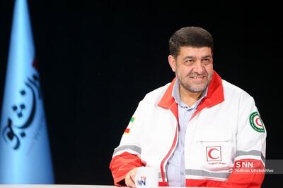  کولیوند: واکسن‌های مورد نیاز کشور در داروخانه‌های هلال احمر موجود است / ایران جزو ۵ کشور برتر صلیب سرخ قرار دارد + فیلم