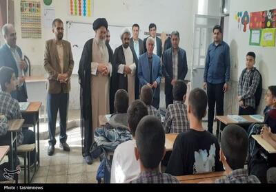  حضور نوجوانان در مساجد زمینه رشد آنان را فراهم می‌کند - تسنیم