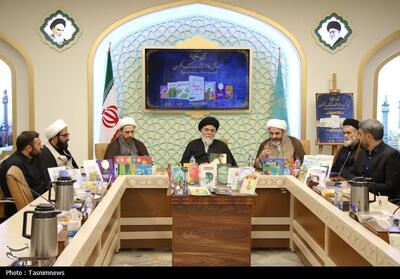  رونمایی از 75 عنوان کتاب مهدوی به زبان ترکی در مسجد جمکران  تصاویر - تسنیم
