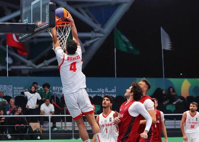  بسکتبال مردان و زنان ایران در یک قدمی فینال ریاض