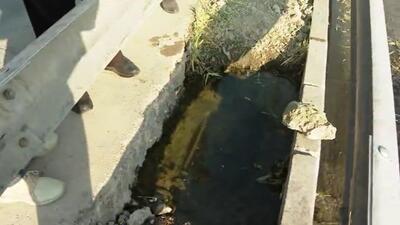  هدررفت روزانه هزاران لیتر آب در بزرگراه آزادگان
