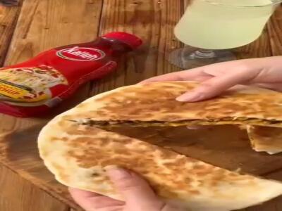  فطیر گوشت یک فست فوت خیلی شیک و خوشمزه
