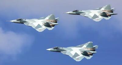  عصر Su-57E: روسیه اولین جنگنده‌های رادارگریزنسل پنجم