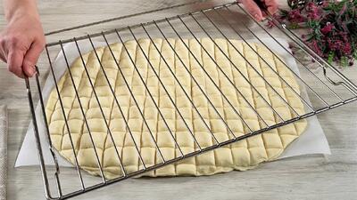  طرز تهیه نان نرم کرم دار / من در هر دقیقه ۱۰۰ وعده می پزم