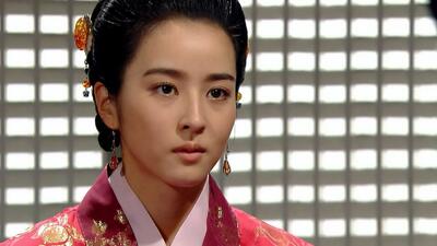  درخشش هان هه جین  سوسانوی سریال جومونگ  با استایل تمام‌قرمز در معرفی سریال جدیدش!