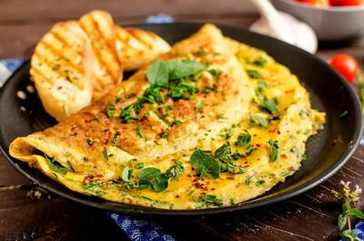  طرز تهیه املت اسپانیایی با شیر ؛ صبحانه ای مقوی و خوشمزه