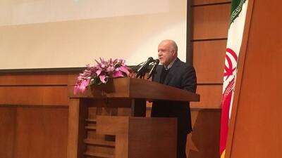  زنگنه: ناکارآمدی‌های امروز را نباید به پای مدیران برآمده از جمهوری اسلامی نوشت