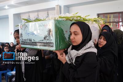  استقبال از شهید گمنام در مدارس شهرکرد