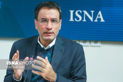  فرجی دانا: بزرگ‌ترین ناترازی کشور، ناترازی عقلانیت در اداره کشور است / توسعه با شعار محقق نمی شود، شاخص و معیار دارد