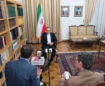  عراقچی : روس‌ها در جریان جنگ ۱۲ روزه کمک زیادی به ما کردند/آمادهٔ مذاکره هستیم، اما نه برای دیکته نوشتن