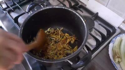  طرز تهیه کشک بادمجان (غذای اصیل ایرانی با ترفندهای آسان و ساده)