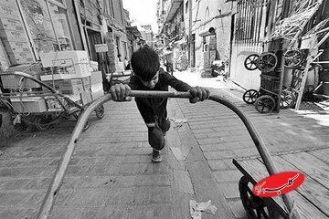  از خیابان تا فضای مجازی؛ چهره‌های نوین بهره‌کشی از کودک و نوجوان/ «در تهران، مشهد و اهواز، بخشی از نوجوانان کار فاقد شناسنامه‌اند» - کلبه سرگرمی