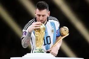  پوستر فیفا برای جام جهانی؛ جهانبخش در کنار مهاجم استقلال