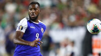  صحبت‌های انگیزشی و احساسی داکنز نازون در رختکن تیم ملی هائیتی؛ برای مردمی که پولی در جیب‌شان ندارند، بحنگیم!