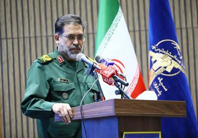  فرماندهان بسیجی ستون‌های مقابله با تهدیدات دشمن هستند - تسنیم