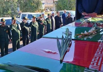  پیکر 7 شهید گمنام در آموزشگاه شهید ثابت‌خواه کرمانشاه تشییع شد - تسنیم