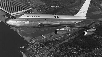  نمایشی بی‌سابقه: چگونه بوئینگ ۷۰۷ با یک مانور هوایی جسورانه متولد شد؟