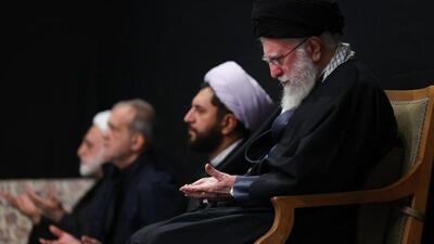 شب اول مراسم عزاداری ایام فاطمیه با حضور رهبر معظم انقلاب برگزار شد