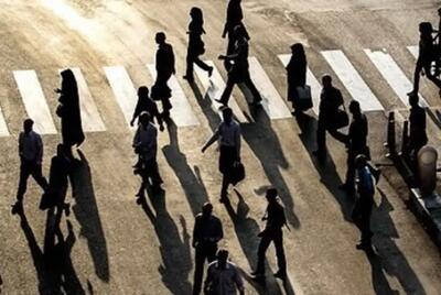  پدر  ناخودآگاه ایران !/ قهرمان‌سازیِ کاسب‌کارانه چگونه روان جامعه را می‌فریبد؟