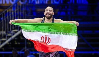  دور افتخار و سلام نظامی امیرحسین زارع به پرچم ایران (فیلم)