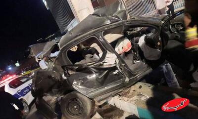  کنده شدن عجیب موتور پژو ۲۰۶ در یک تصادف