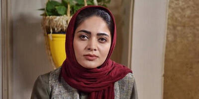  نگاه روز | تیپ و استایل خانم عارفه معماریان «دختر محمود نقاش» ۵ سال بعد از سریال پایتخت  🌟 عکس امروز 1404