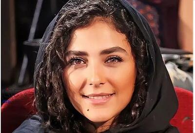  نگاه روز | سلفی ماشینی از هدی زین العابدین بازیگر سریال «آسمان همیشه ابری نیست» 🌟