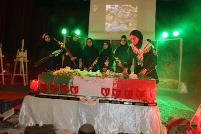  یادواره شهید حمیدی‌پور با حضور شهید گمنام در بروجن برگزار شد