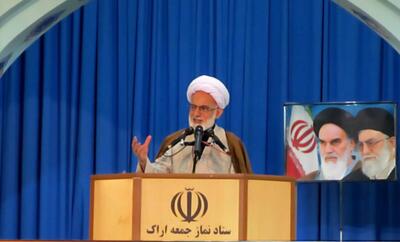  امام جمعه اراک: ایام فاطمیه فرصتی برای تبیین فرهنگ فاطمی و وحدت امت اسلامی است