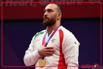  امیرحسین زارع : خوشحالم که توانستم دل مردم را شاد کنیم و این موفقیت را به همه مردم ایران تقدیم می‌کنم، زنده باد ایران!